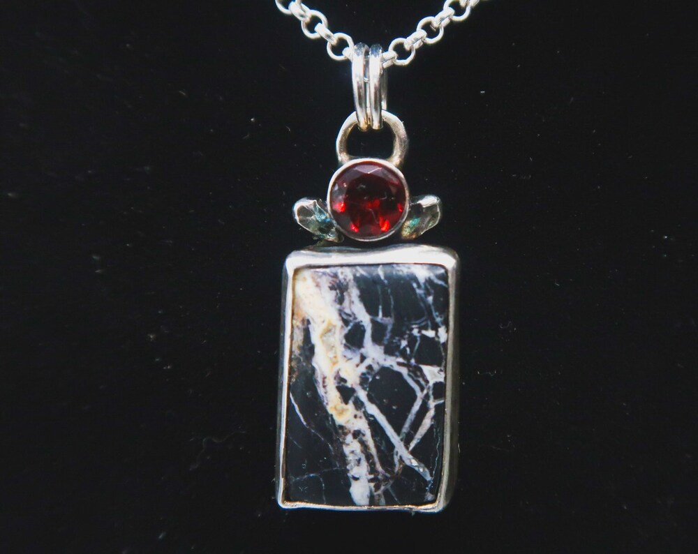 White Buffalo Turquoise and Garnet Pendant